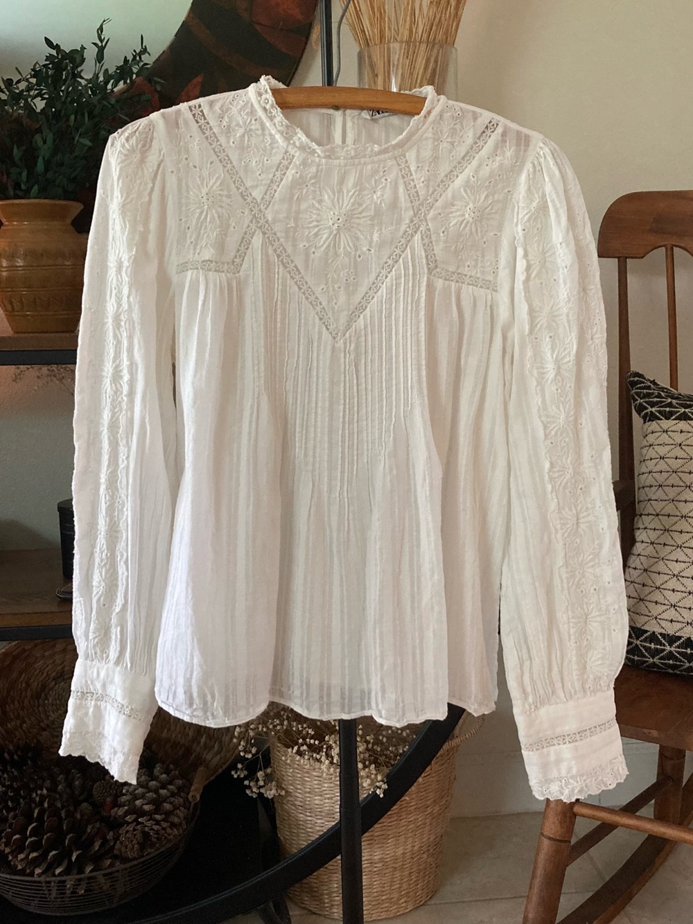 Broderie Cotton Blouse White Embroidered Long-Sleeve